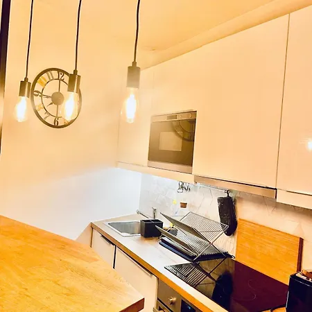 Cosy 15 * Paryż
